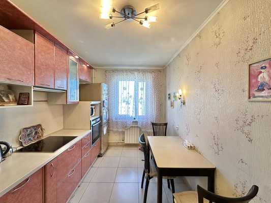 Продам двухкомнатную (2-комн.) квартиру, Шлиссельбургский пр-кт, 34к4, Санкт-Петербург г
