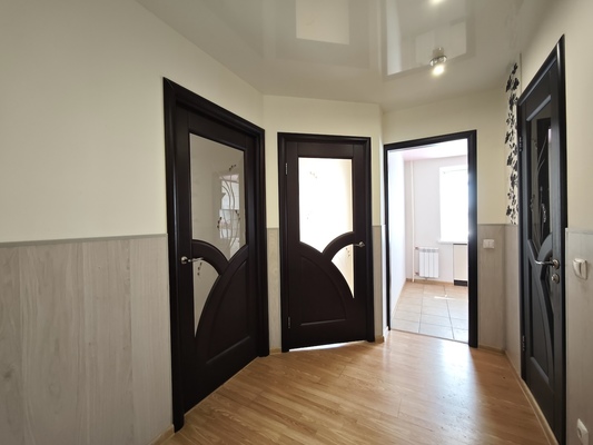 Продам двухкомнатную (2-комн.) квартиру, Косарева ул, 11, Екатеринбург г