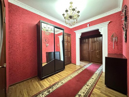 Продам двухкомнатную (2-комн.) квартиру, Ю.А.Гагарина ул, 18к2, Нальчик г
