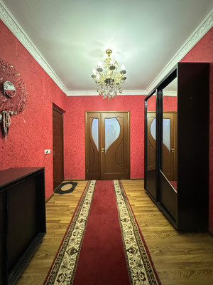 Продам двухкомнатную (2-комн.) квартиру, Ю.А.Гагарина ул, 18к2, Нальчик г