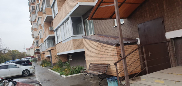 Продам двухкомнатную (2-комн.) квартиру, Российская ул, 337, Краснодар г