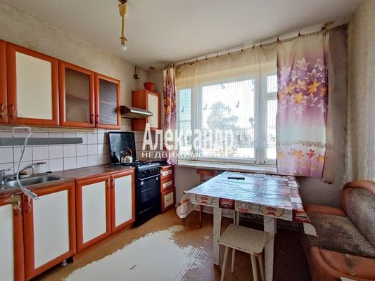 Продам трехкомнатную (3-комн.) квартиру, Советская ул, д. 51, Победа п