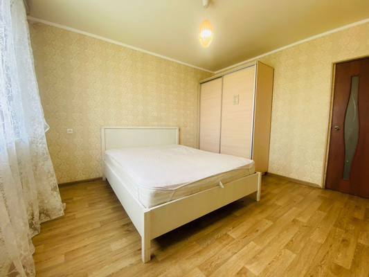 Продам двухкомнатную (2-комн.) квартиру, Содружества ул, 37, Ростов-на-Дону г