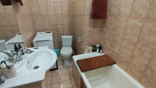Продам двухкомнатную (2-комн.) квартиру, Чкалова ул, 31, Жуковский г