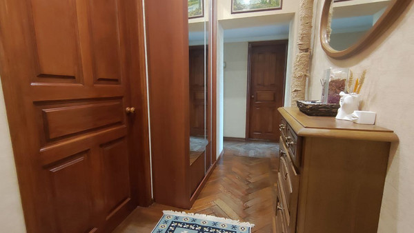 Продам двухкомнатную (2-комн.) квартиру, Чкалова ул, 31, Жуковский г