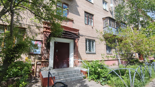 Продам двухкомнатную (2-комн.) квартиру, Чкалова ул, 31, Жуковский г