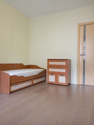 Продам двухкомнатную (2-комн.) квартиру, Извилистая ул, 17к1, Ростов-на-Дону г