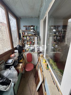 Продам многокомнатную квартиру, Товарищеский пр-кт, 8, Санкт-Петербург г