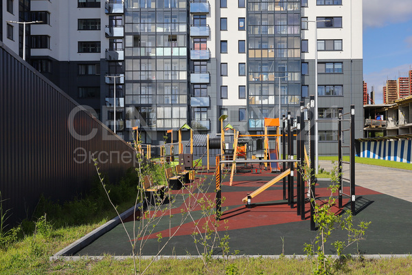 Продам двухкомнатную (2-комн.) квартиру, Миргородская ул, 2 , Калининград г