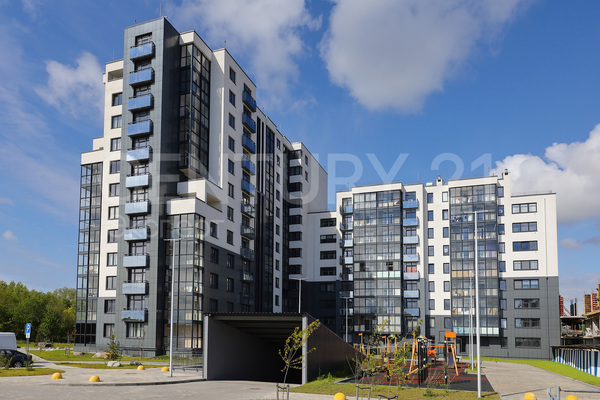 Продам двухкомнатную (2-комн.) квартиру, Миргородская ул, 2 , Калининград г