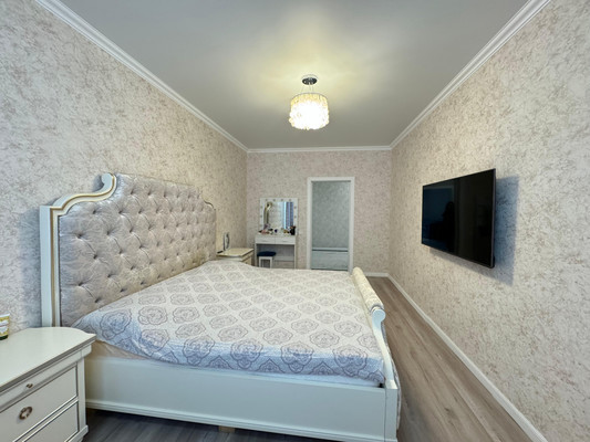 Продам трехкомнатную (3-комн.) квартиру, Тлостанова ул, 32, Нальчик г