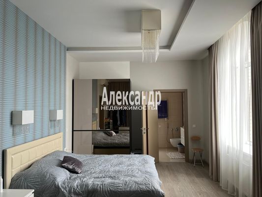 Продам дом в поселке Петровское Барокко, Бенуа ул, 29, Старая Пустошь д, 10 км от города