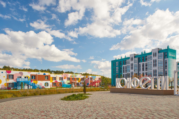 Продам двухкомнатную (2-комн.) квартиру (долевое), Дружбы (мкр Заречный) ул, 6, Западный п