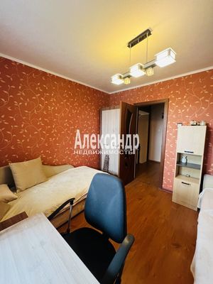 Продам трехкомнатную (3-комн.) квартиру, Портовое ш, 39, Выборг г