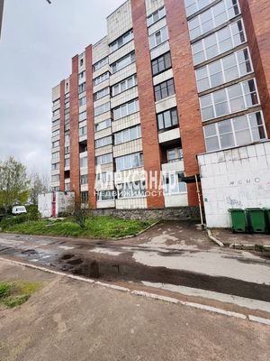 Продам трехкомнатную (3-комн.) квартиру, Портовое ш, 39, Выборг г