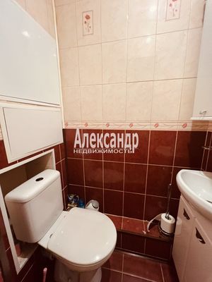 Продам трехкомнатную (3-комн.) квартиру, Портовое ш, 39, Выборг г