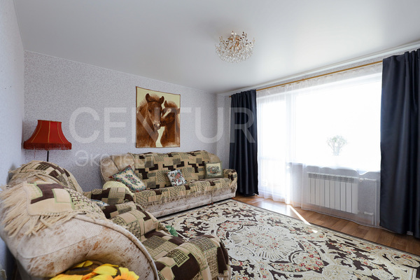 Продам двухкомнатную (2-комн.) квартиру, Левитана ул, 58 2, Калининград г