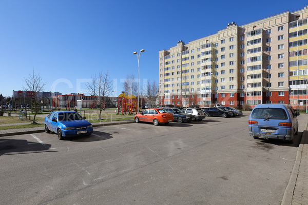 Продам двухкомнатную (2-комн.) квартиру, Левитана ул, 58 2, Калининград г