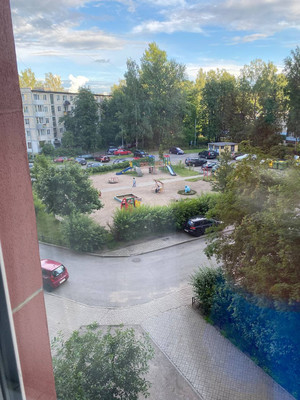 Продам трехкомнатную (3-комн.) квартиру, Карпинского ул, 33к1, Санкт-Петербург г