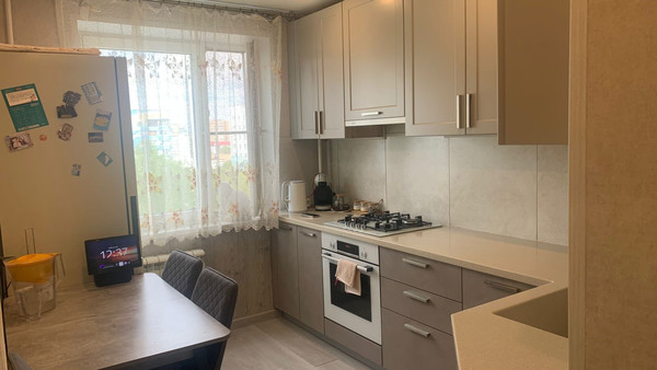 Продам трехкомнатную (3-комн.) квартиру, Чугунова ул, 28, Раменское г