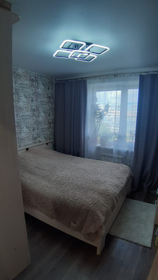 Продам трехкомнатную (3-комн.) квартиру, Чугунова ул, 28, Раменское г