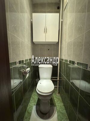 Продам трехкомнатную (3-комн.) квартиру, Просвещения пр-кт, 104, Санкт-Петербург г
