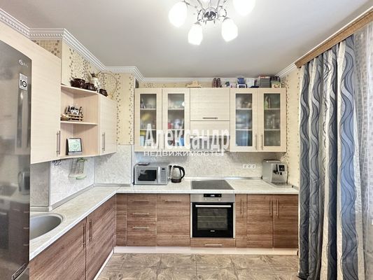 Продам двухкомнатную (2-комн.) квартиру, Фёдора Абрамова ул, 21к1, Парголово п