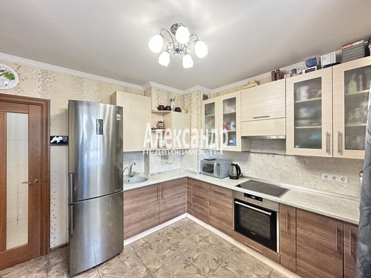 Продам двухкомнатную (2-комн.) квартиру, Фёдора Абрамова ул, 21к1, Парголово п