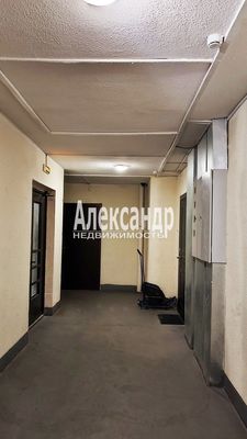 Продам двухкомнатную (2-комн.) квартиру, Фёдора Абрамова ул, 21к1, Парголово п