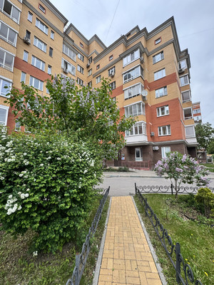 Продам двухкомнатную (2-комн.) квартиру, Дмитровка Б. ул, 40, Москва г