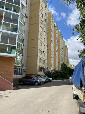 Продам двухкомнатную (2-комн.) квартиру, Шишкова ул, 105, Воронеж г