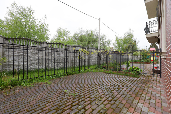 Продам двухкомнатную (2-комн.) квартиру, Ломоносова ул, 21А , Калининград г