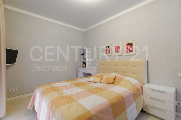 Продам двухкомнатную (2-комн.) квартиру, Ломоносова ул, 21А , Калининград г