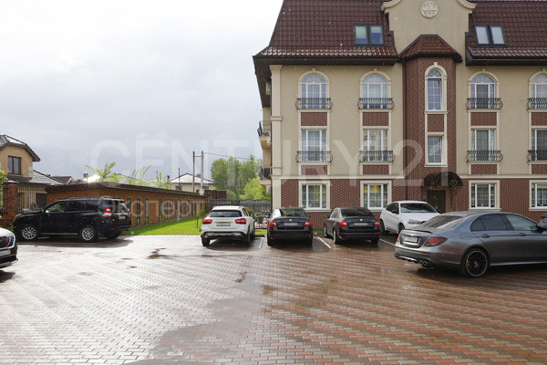 Продам двухкомнатную (2-комн.) квартиру, Ломоносова ул, 21А , Калининград г
