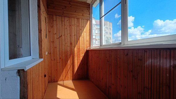 Продам двухкомнатную (2-комн.) квартиру, Березовая ул, 1В, Рязань г