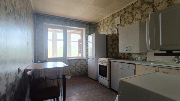 Продам двухкомнатную (2-комн.) квартиру, Березовая ул, 1В, Рязань г