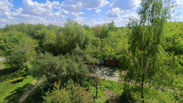 Продам двухкомнатную (2-комн.) квартиру, Березовая ул, 1В, Рязань г