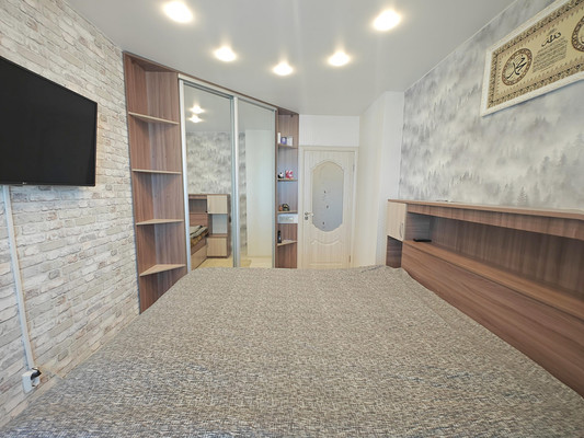 Продам двухкомнатную (2-комн.) квартиру, Гавриила Державина ул, 3к1, Казань г