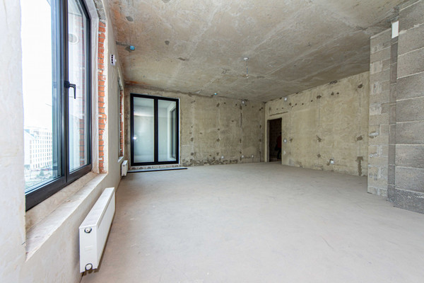 Продам трехкомнатную (3-комн.) квартиру, Петровский пр-кт, 28к2, Санкт-Петербург г