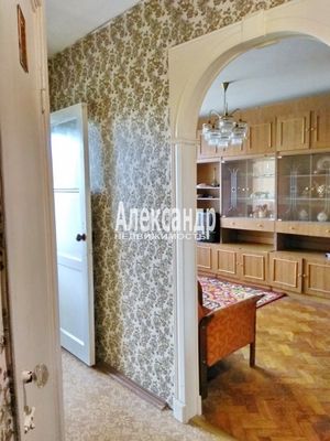 Продам трехкомнатную (3-комн.) квартиру, Пилотов ул, 19, Санкт-Петербург г