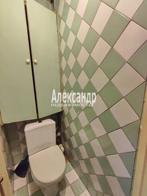 Продам трехкомнатную (3-комн.) квартиру, Пилотов ул, 19, Санкт-Петербург г