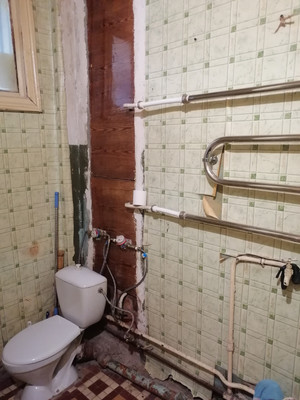 Продам однокомнатную (1-комн.) квартиру, Героев Алексинцев ул, 3, Алексин г