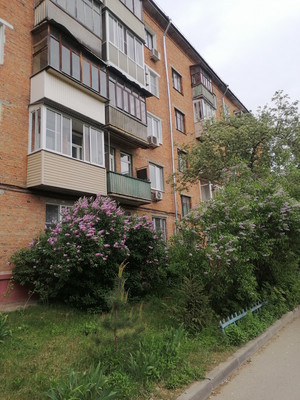 Продам однокомнатную (1-комн.) квартиру, Героев Алексинцев ул, 3, Алексин г
