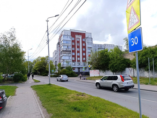 Продам коммерческое помещение 101,6 м2, Маршала Борзова ул, 100, Калининград г