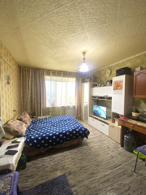 Продам комнату в 3-комн. квартире, Красных Зорь ул, 6, Нижний Тагил г