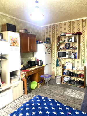 Продам комнату в 3-комн. квартире, Красных Зорь ул, 6, Нижний Тагил г