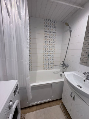 Продам двухкомнатную (2-комн.) квартиру, Гурьева ул, 24, Раменское г