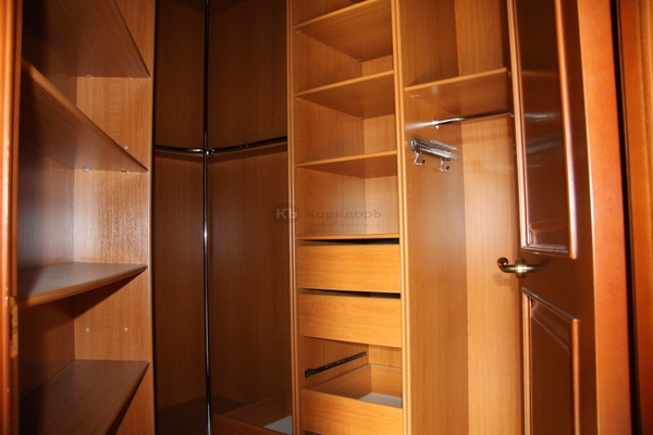Продам многокомнатную квартиру, Ломоносовский пр-кт, 7к5, Москва г