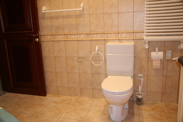 Продам многокомнатную квартиру, Ломоносовский пр-кт, 7к5, Москва г