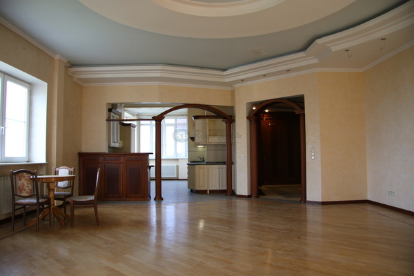 Продам многокомнатную квартиру, Ломоносовский пр-кт, 7к5, Москва г